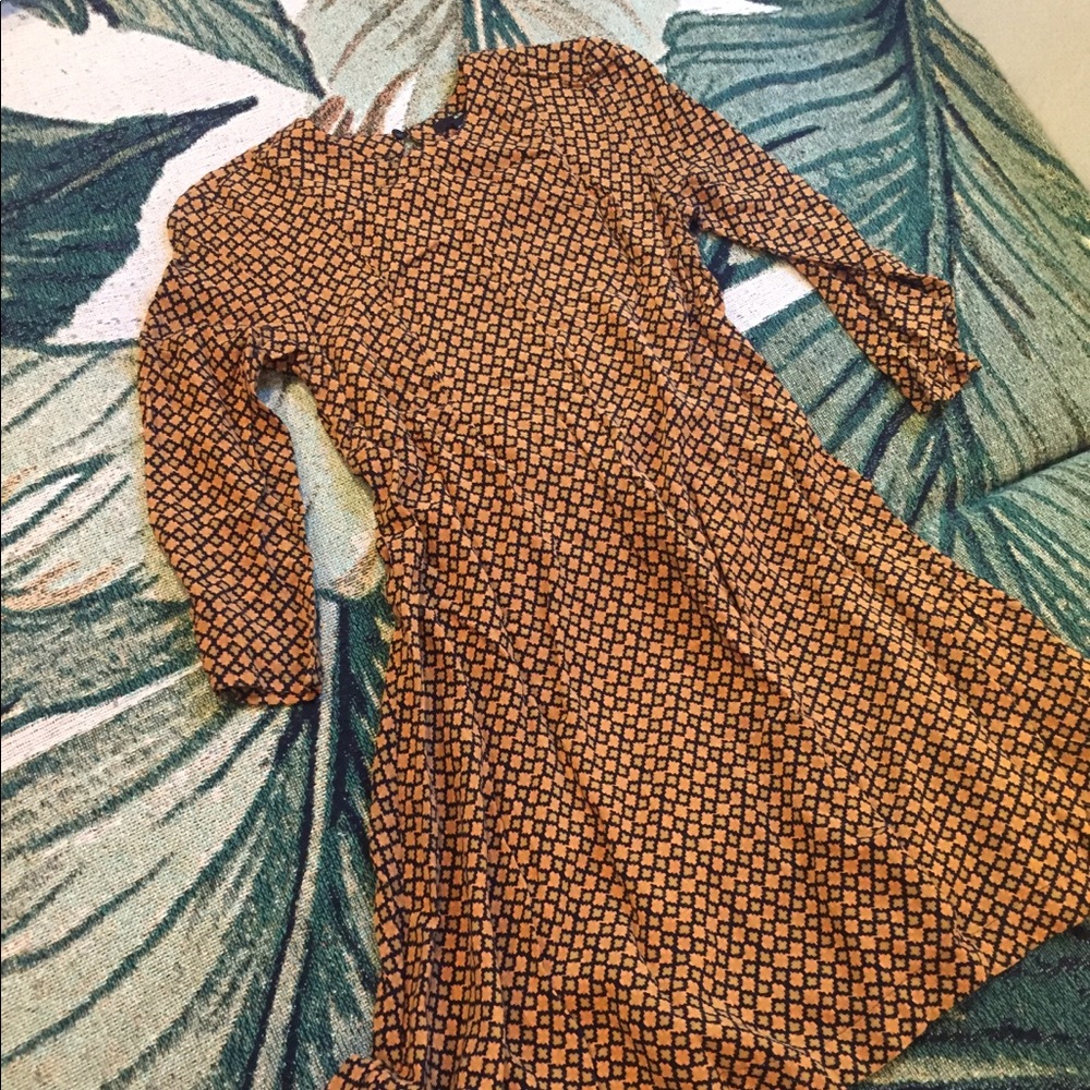 H&M Retro Print Vintage style flowy dress